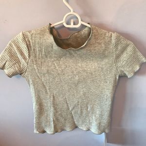 BRAND NEW Grey crop top